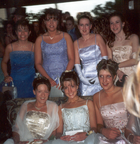 girls01.jpg
